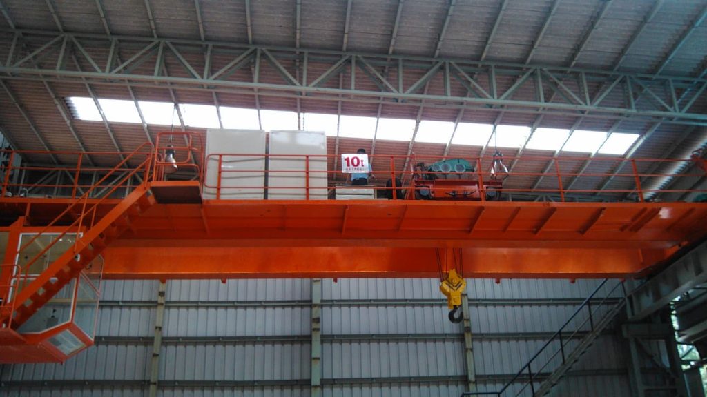 QD type double-beam bridge crane with hook